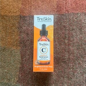 NEW - TruSkin Vitamin C Facial Serum